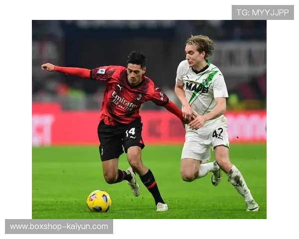 AC米兰球探现场考察萨索洛后卫穆哈雷莫维奇